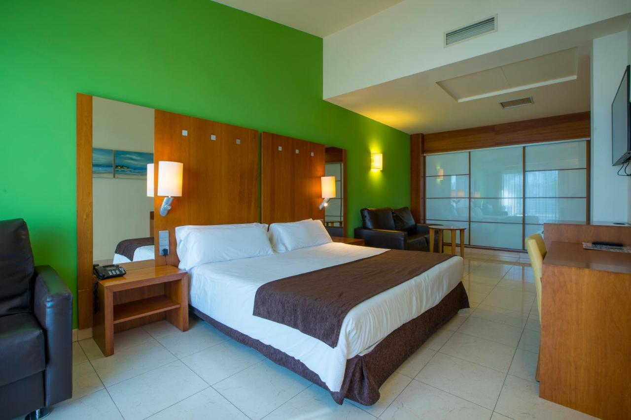 Hotel Miami Mar Сан-Карлос-де-ла-Рапита Экстерьер фото